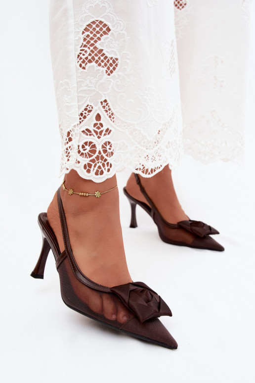 Netz-Sandalen mit Ornamenten und Absätzen in Schokolade Jasmina