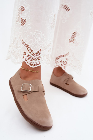 Sandfarbene Damenschuhe mit Schnallen aus Kunstveloursleder Sombellia
