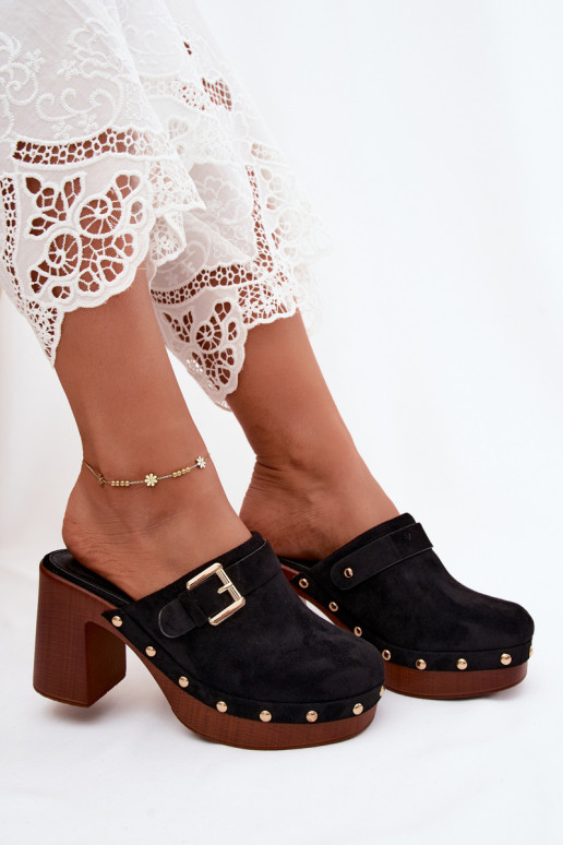 Schwarze Damenclogs mit Absätzen, Schnallen und Nieten Lagunelle
