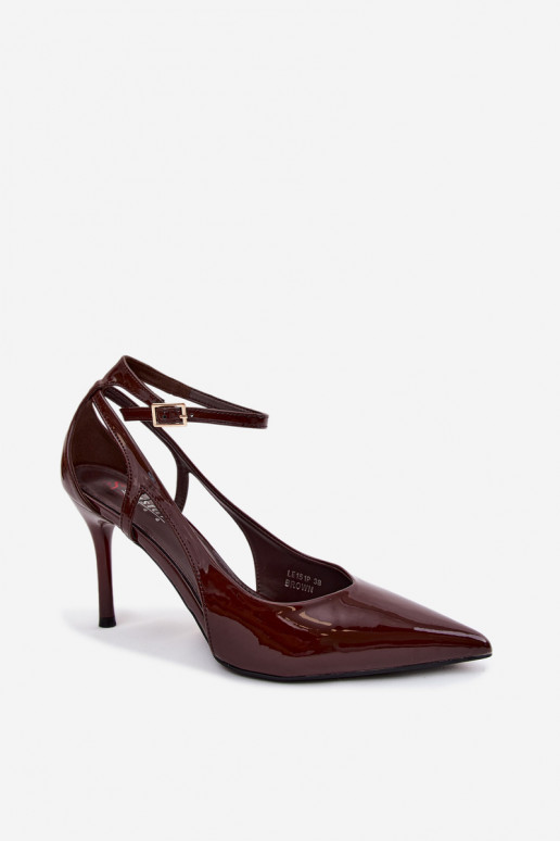 High Heels mit Lackeffekt aus Kunstleder CzekoladoĮe Fionnel