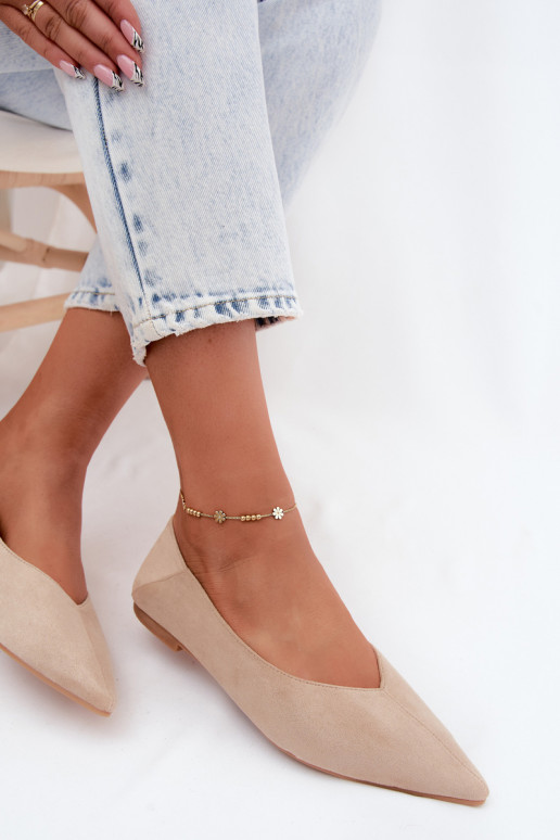Beige Ballerinas mit spitzen Zehen aus Kunstveloursleder Corabella