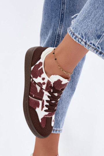 Sneaker mit Patches in Braun Corelle