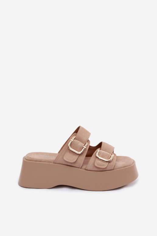 Damen Clogs mit Plattform und Schnallen in Goldfarbe aus Kunstveloursleder Hazelia