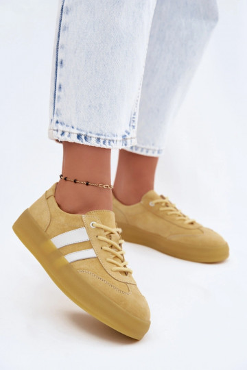 Gelbe Plattform-Sneaker aus Kunstveloursleder Coralia