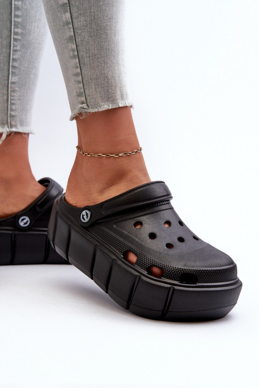 Leichte Damen-Plattformslipper in schwarz Itubia