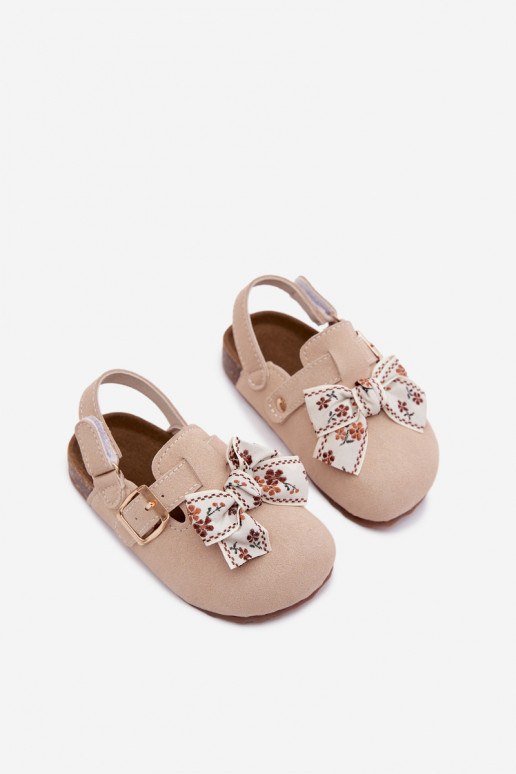 Kinderclogs Sandalen mit Schleifen in sandfarbener Farbe Rosella