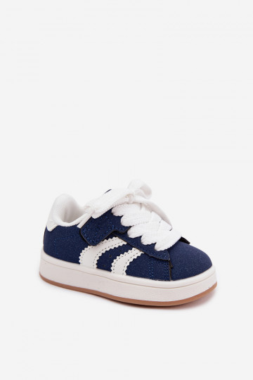 Kindersneaker mit Klettverschlüssen aus Kunstleder in dunkelblauer Farbe Zoya