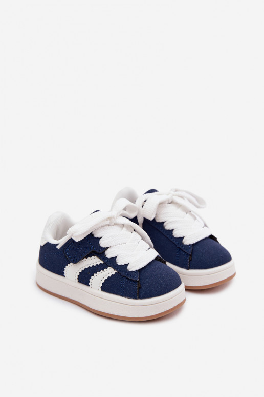 Kindersneaker mit Klettverschlüssen aus Kunstleder in dunkelblauer Farbe Zoya