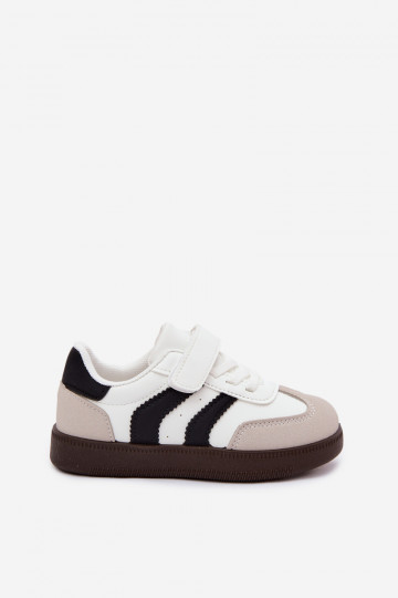 Kindersneaker mit Klettverschlüssen aus Kunstleder in weißer Farbe Ronja 2