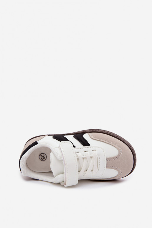 Kindersneaker mit Klettverschlüssen aus Kunstleder in weißer Farbe Ronja