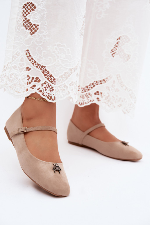 Damen Ballerinas mit Riemen und Schnallen in Sandfarbe aus Kunstveloursleder Pinea
