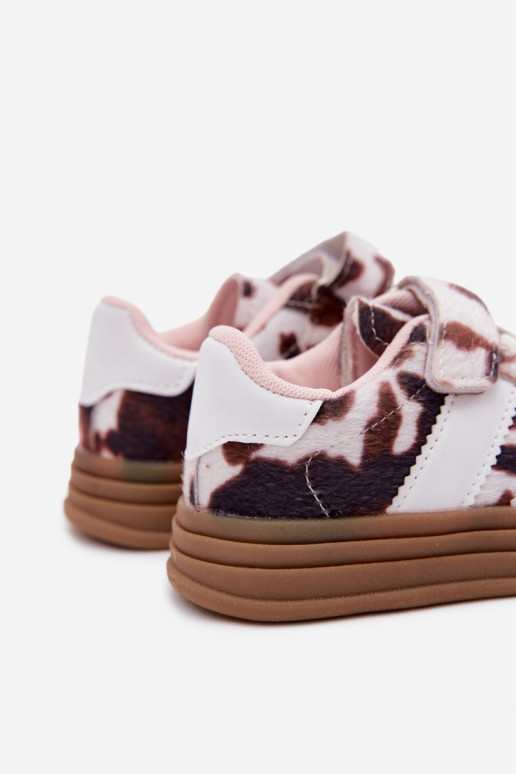 Kindersportschuhe mit Klettverschluss in Braun Satinia