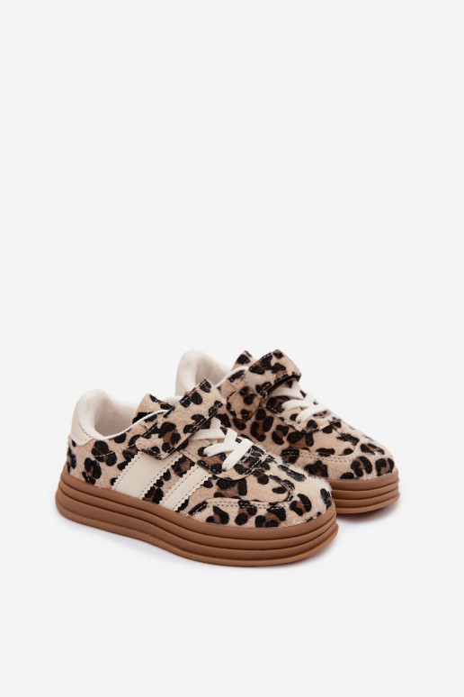 Kindersportschuhe mit Leopardenmuster und Klettverschluss in Sandfarbe Satinia