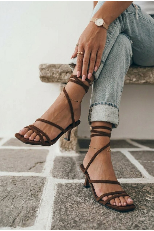 Damen Sandalen mit Absatz und Riemchen in Schokoladenfarbe Samara