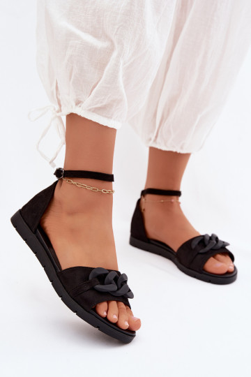 Flache Sandalen für Frauen mit Ketten Vinceza 17320 schwarz 2