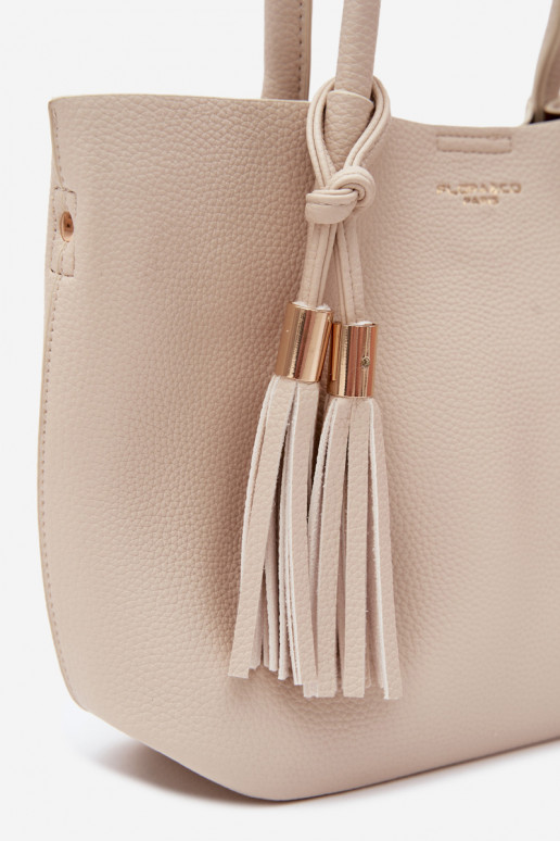 Handtasche aus Kunstleder in hellem Sand Fleece