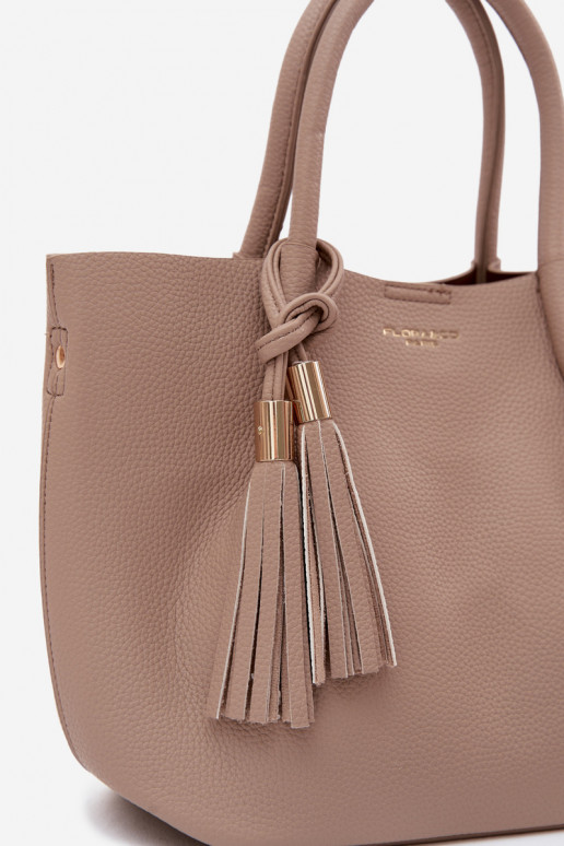 Handtasche aus Kunstleder in Elfenbein Fleece