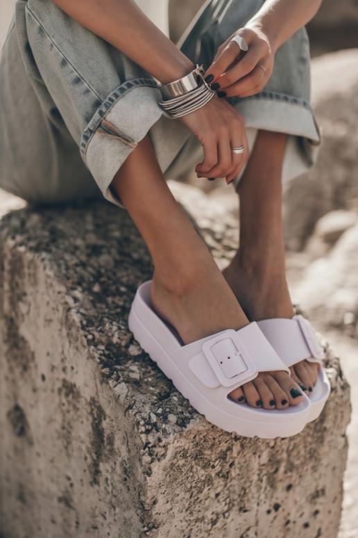 Weiße Damen-Slipper mit Plattform und Schnallen Caramel
