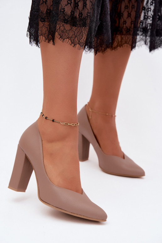 Tonkne Schuhe mit Riemen und spitzen Zehen Zazoo 853