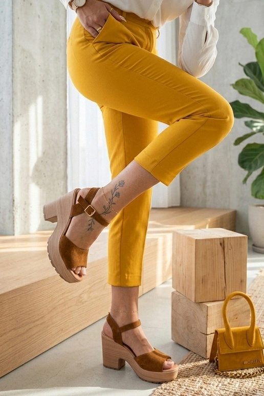 Braune Damen-Sandalen auf klobigem Absatz Elara