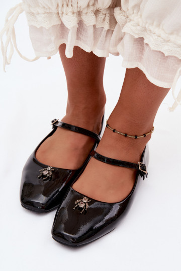 Schwarze lackierte Ballerinas mit Riemen und Schnalle aus Kunstleder Pinea