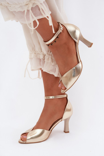 Goldene Damen Sandalen auf kleinem Absatz Zazoo 1120