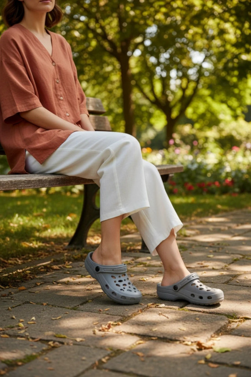 Leichte graue Clogs für Damen Parker