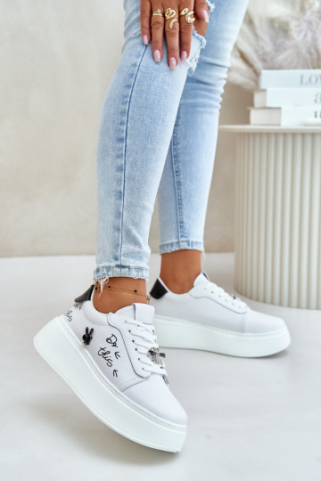 Weiße Sneakers aus Kunstleder mit Plattform und abnehmbaren Abzeichen Vinceza 89102 2