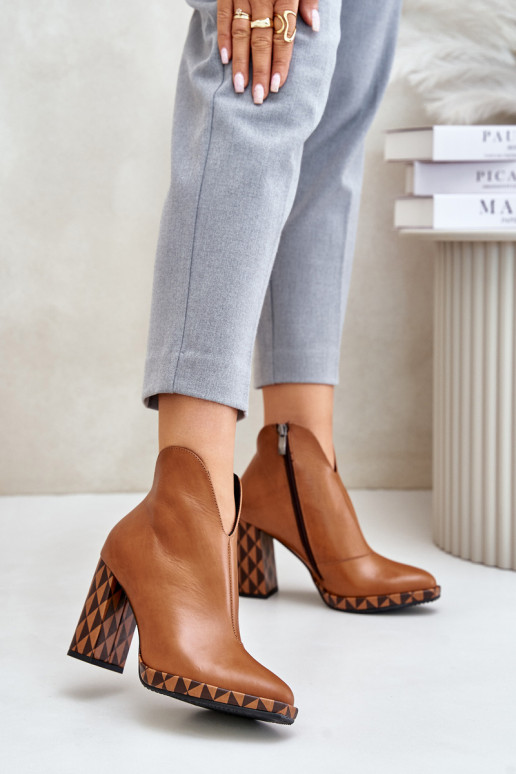 Braune Lederstiefeletten mit Absätzen Laura Messi 2836