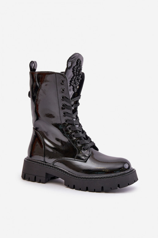 Schwarze Arbeitsstiefeletten mit Ornamenten und Lackeffekt Kelilea
