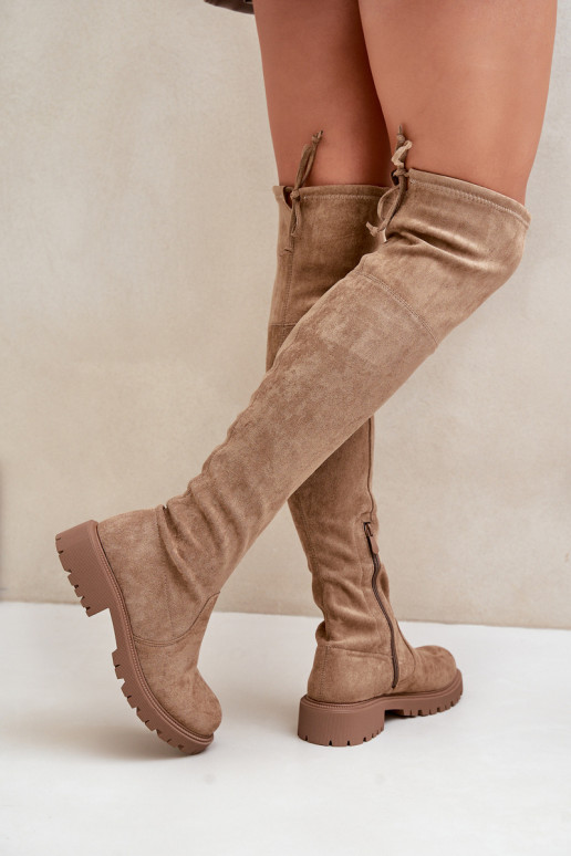 Beige Overknee-Stiefel mit breiten Absätzen aus Kunstveloursleder Arkelia