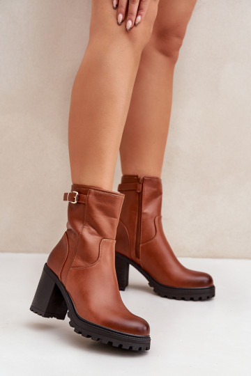 Braune isolierte Stiefeletten mit Absätzen und Schnallen Selavia 2