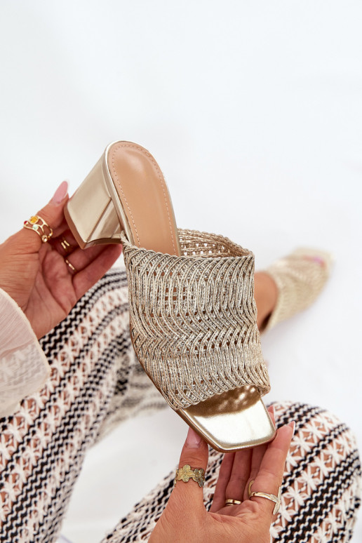 Damen-Pantoletten mit Geflecht und Absätzen in gold Ciariloria