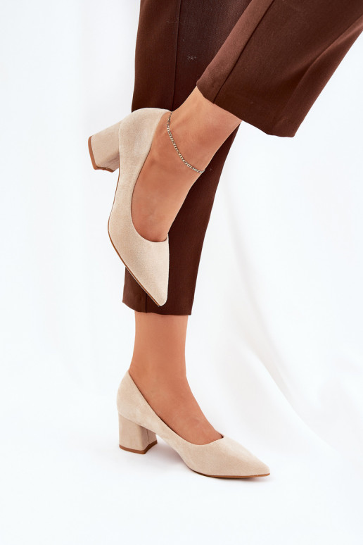 Damen-Schuhe mit spitzen Zehen und Absätzen in sand Merinette