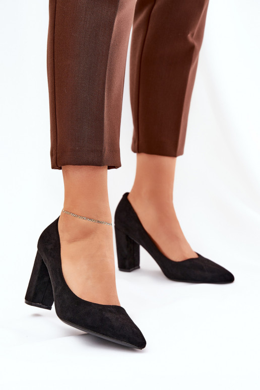 Schuhe aus Kunstveloursleder mit Absätzen in Schwarz Ellinoria