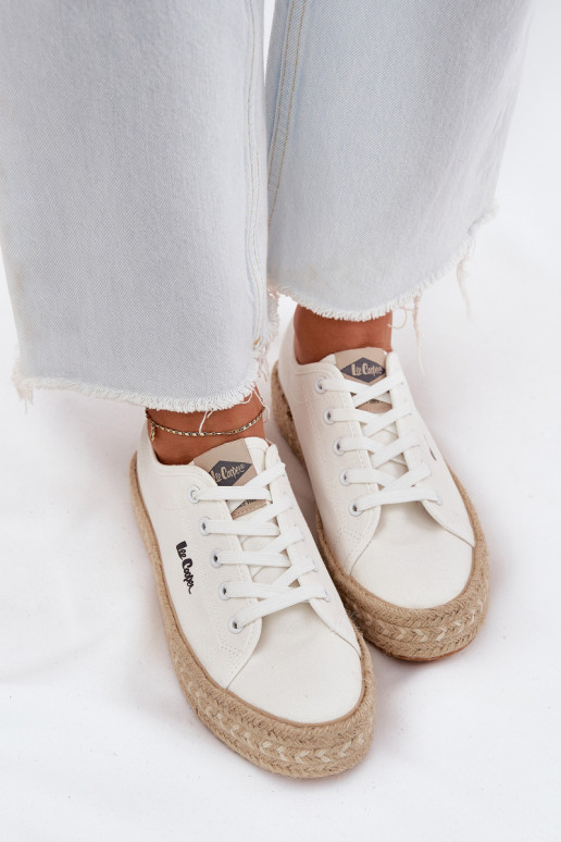 Freizeitschuhe Lee Cooper LCIN-25-44-3217 in Weiß