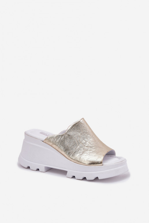 Lederpantoffeln mit Plattform in Gold Artiker 56C0435