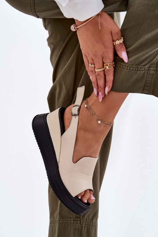 Damen-Ledersandalen auf der Plattform in Sandfarbe Artiker 54C0401