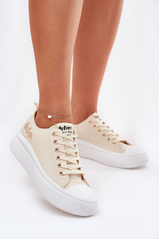 Freizeitschuhe auf der Plattform in Sandfarbe Lee Cooper LCIN-24-44-2464L