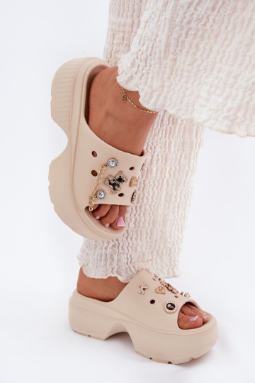 Leichte Damen-Platformsandalen mit goldenen Details und Clips in Sandfarbe Ivoriel