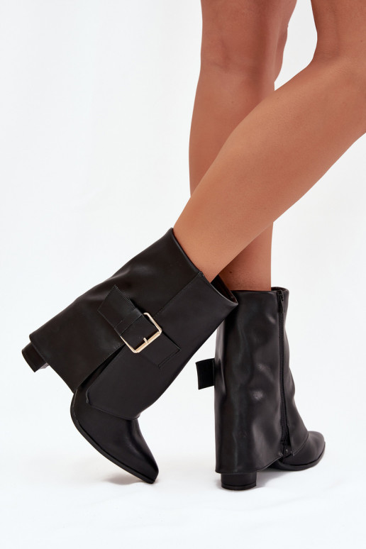 Wärmende Stiefeletten mit Absatz und goldener Schnalle in Schwarz Ylenara