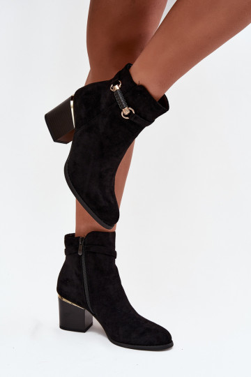 Wärmende Damen-Stiefeletten mit Absätzen und verzierten Absätzen, schwarz Galissa