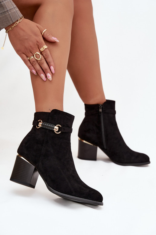 Wärmende Damen-Stiefeletten mit Absätzen und verzierten Absätzen, schwarz Galissa