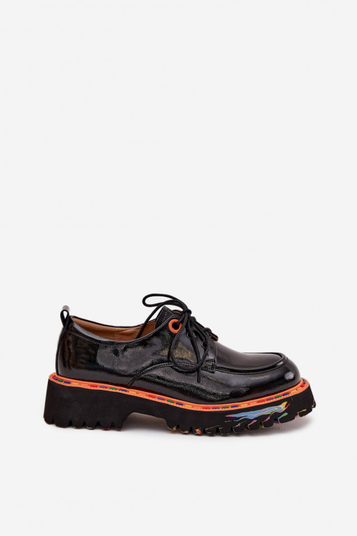 Schwarze Lederschuhe mit Lackeffekt Artiker 57C0176