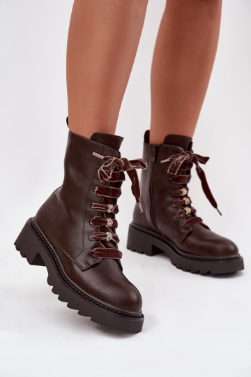 Wärmende Damen-Stiefeletten mit dekorativen Schnürsenkeln CzekoladoĮe Elindra