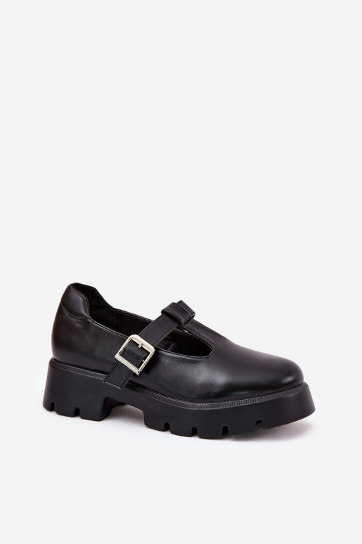 Schwarze Damenschuhe mit Schnallen auf der Plattform Venda
