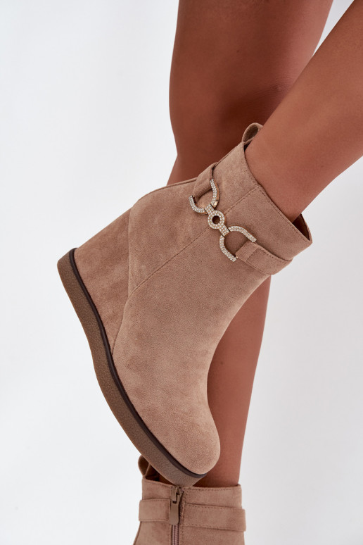 Damenstiefel mit einer Plattform Mit Dekorationen Detalem Beige Es mussrivana