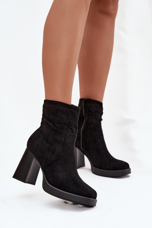 Damen-Stiefeletten in Schwarz Pavinne