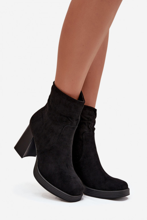 Damen-Stiefeletten in Schwarz Pavinne