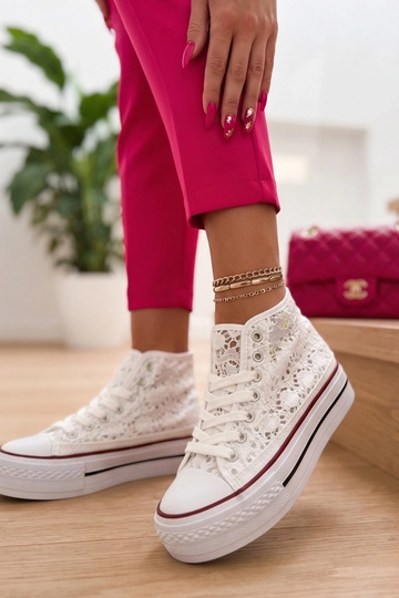 Weiße perforierte Sneakers über dem Knöchel Piper 2
